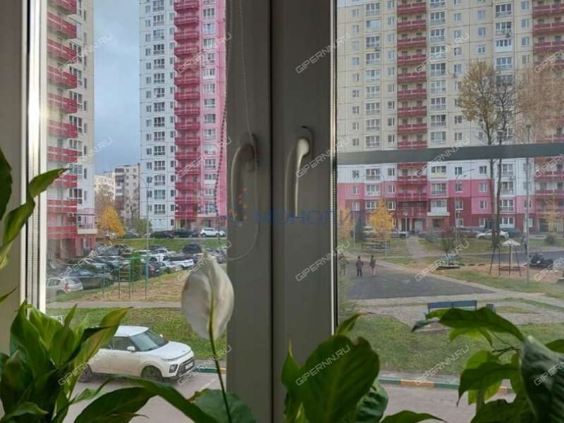 однокомнатная квартира на бульваре 60-летия Октября дом 5а