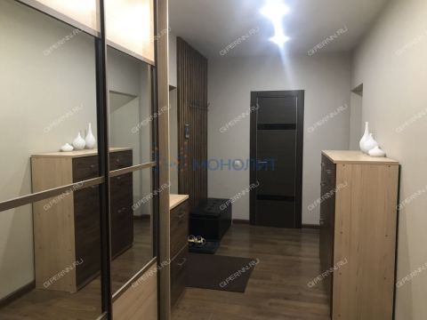 2-komnatnaya-nab-volzhskaya-d-18 фото