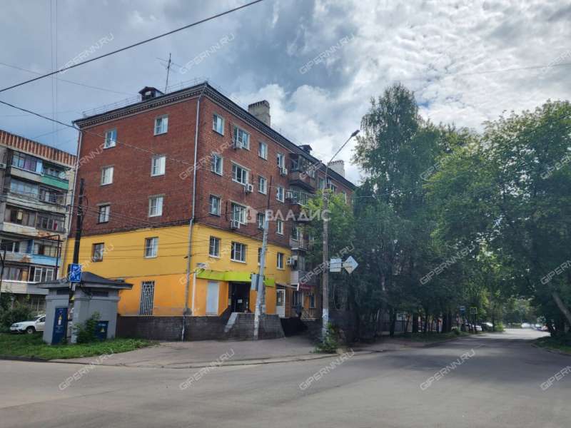 помещение под торговую площадь на улице Октябрьской Революции