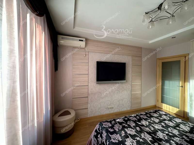 четырёхкомнатная квартира на улице Юлиуса Фучика дом 7