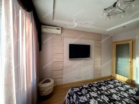 4-komnatnaya-ul-yuliusa-fuchika-d-7 фото