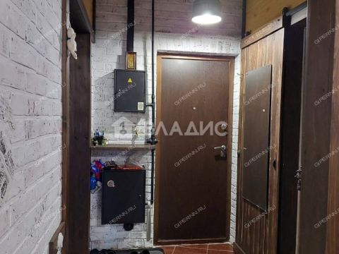 1-komnatnaya-b-r-60-letiya-oktyabrya-d-5a фото