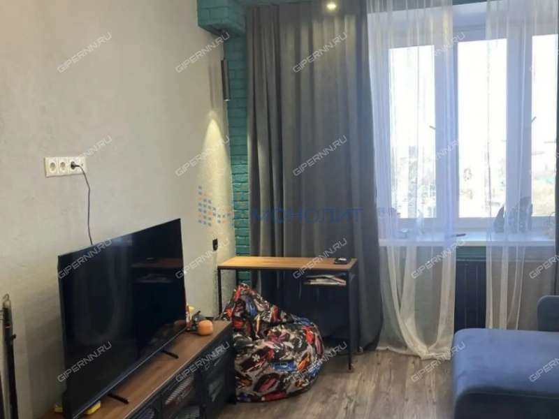 трёхкомнатная квартира на улице Коминтерна дом 139