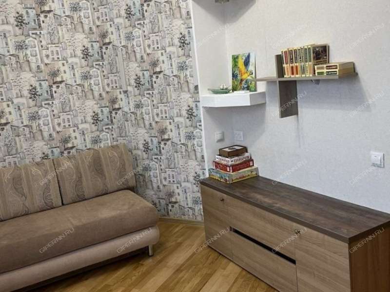 трёхкомнатная квартира на Дальней улице дом 8