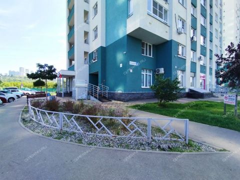 3-komnatnaya-ul-levoberezhnaya-d-3 фото