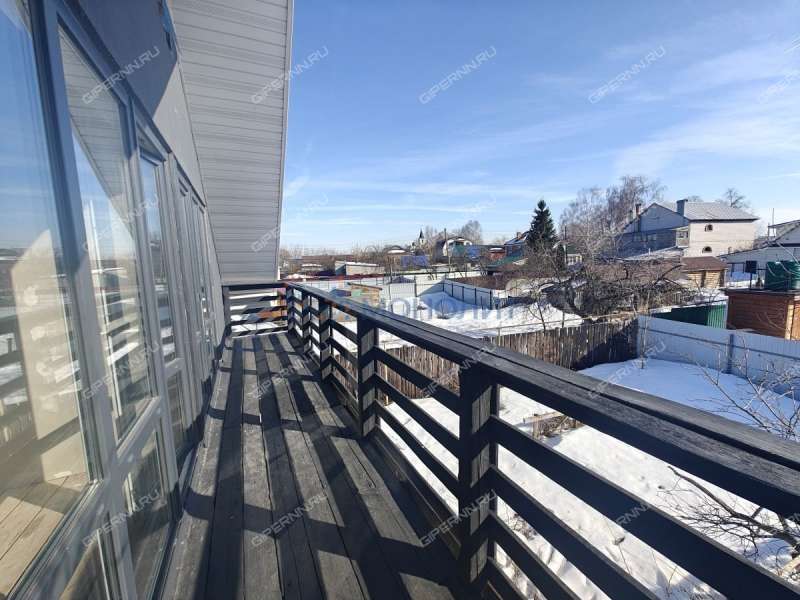 коттедж на улице Вяткина рабочий посёлок Большое Козино