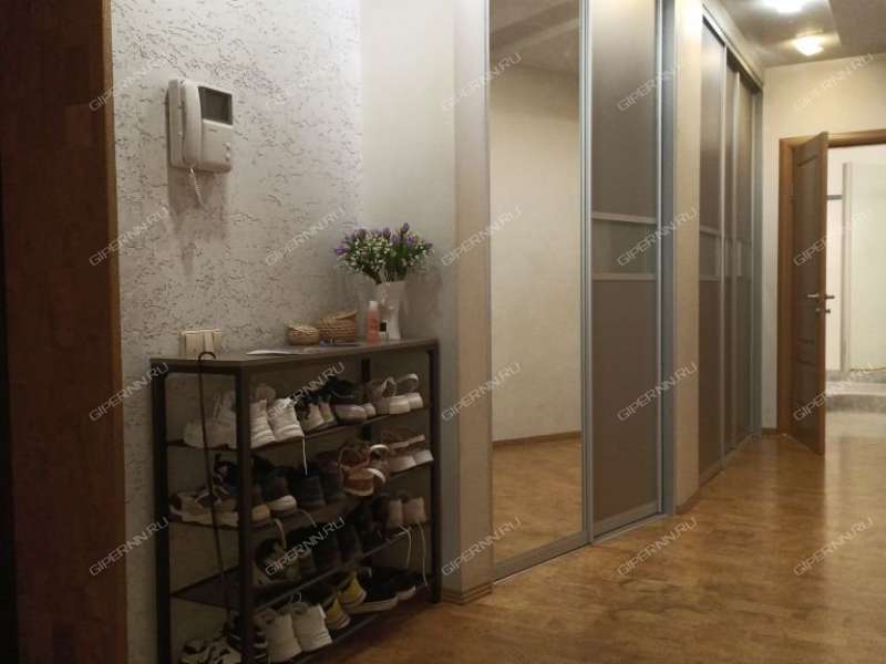 трёхкомнатная квартира на улице Максима Горького дом 232