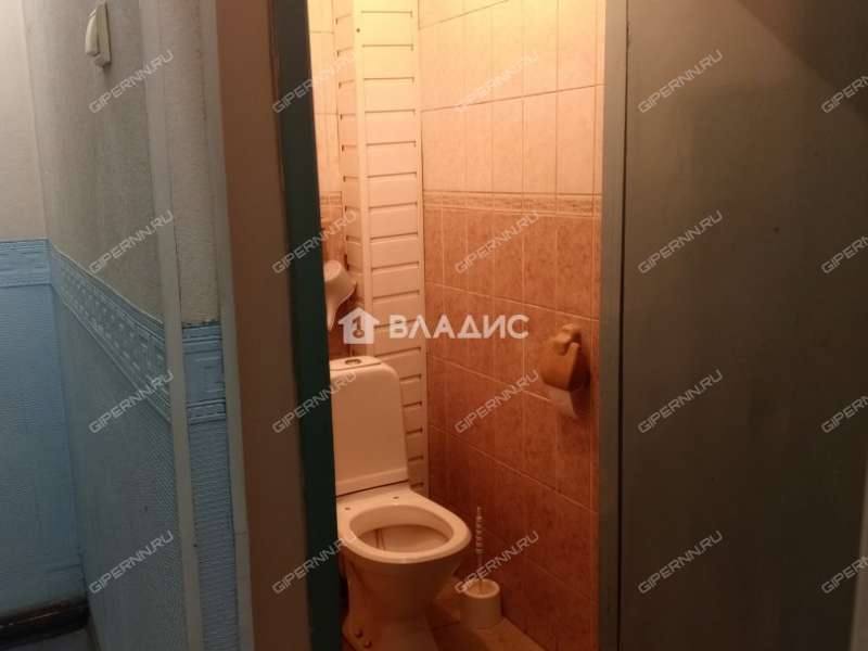 дом на Коммунистической улице