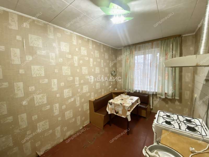 четырёхкомнатная квартира на Южном шоссе дом 2А