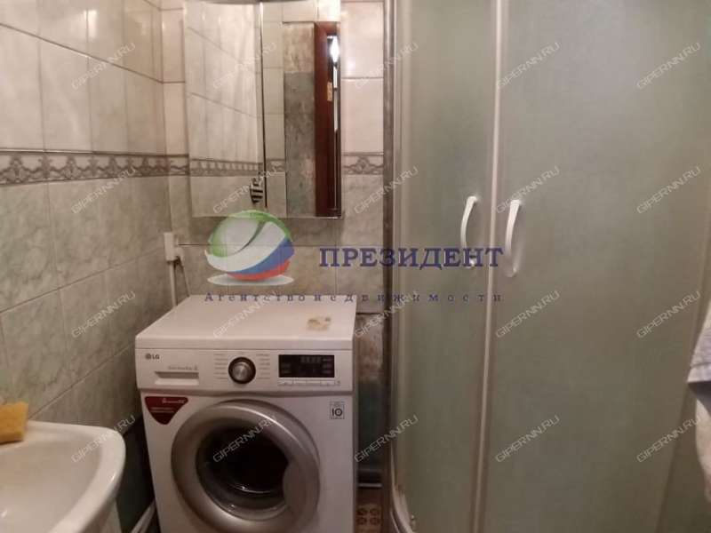 трёхкомнатная квартира на Красноуральской улице дом 3а