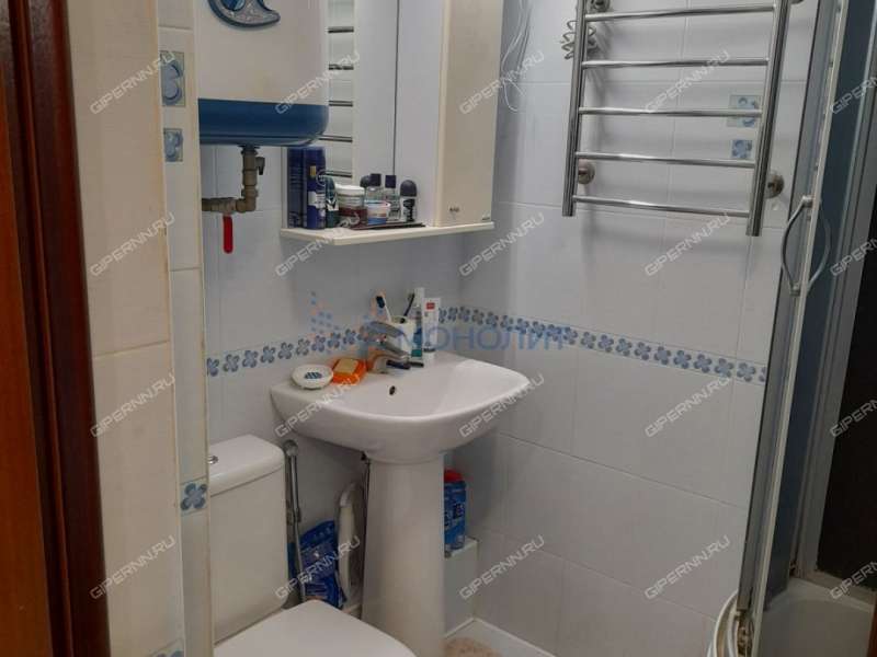 трёхкомнатная квартира на улице Родионова дом 189/24