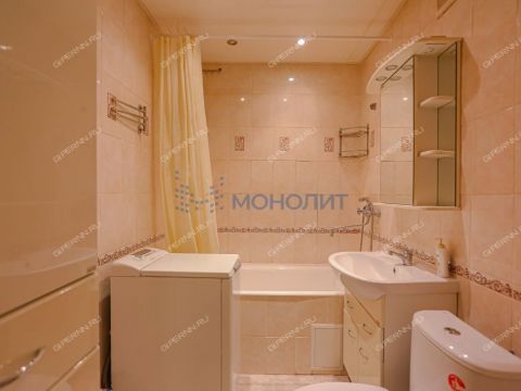 1-komnatnaya-ul-vyatskaya-d-7 фото