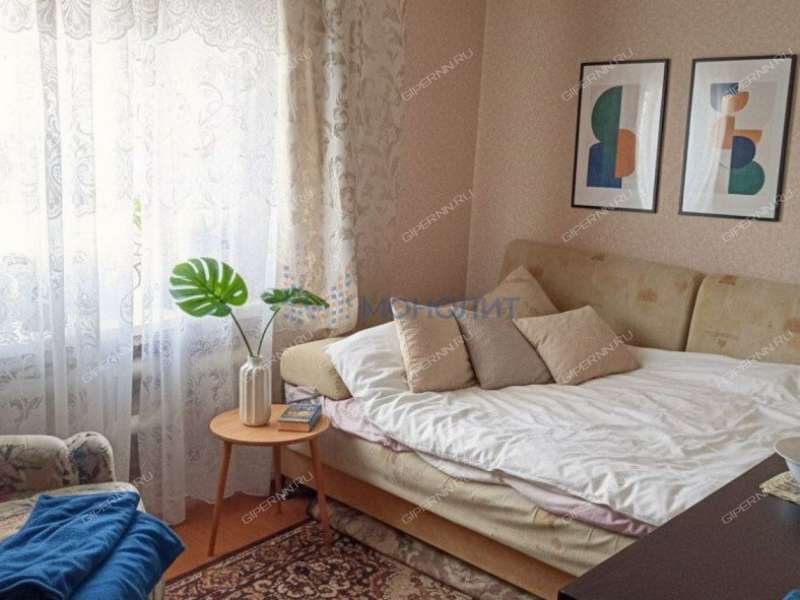 дом на улице Озерная посёлок Железнодорожный (Ситниковский сельсовет