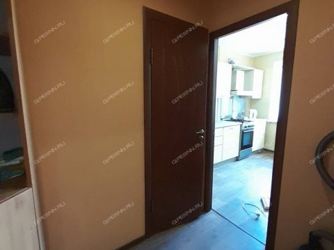 2-komnatnaya-ul-verhnepecherskaya-d-12-k1 фото