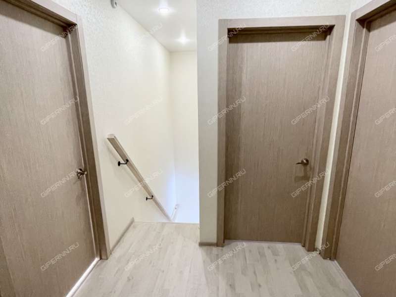 таунхаус на Николая Коломойца город Бор