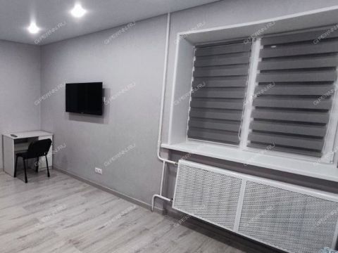 1-komnatnaya-ul-40-let-pobedy-d-10 фото