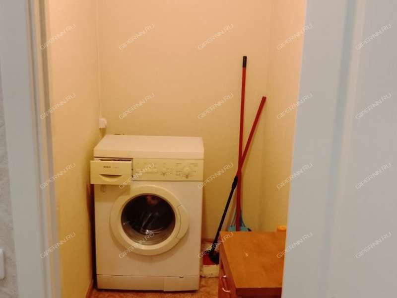 квартира-студия на Мончегорской улице дом 12 к3