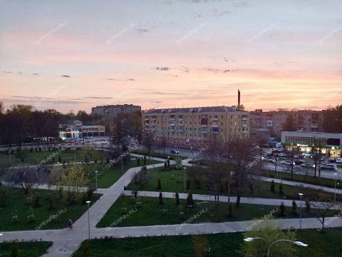 3-komnatnaya-ul-chkalova-d-28 фото