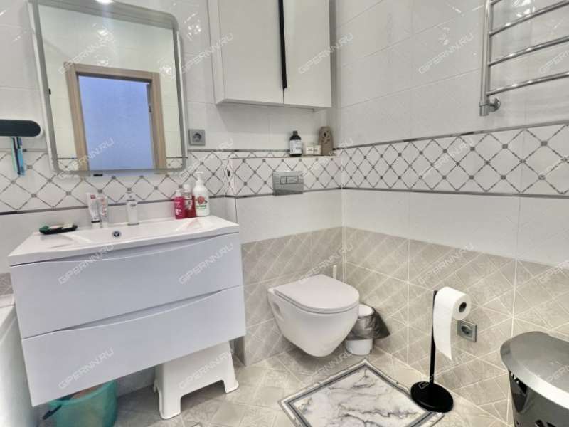 трёхкомнатная квартира в 6-м микрорайоне дом 36 город Кстово