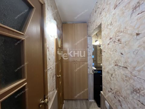 2-komnatnaya-ul-admirala-makarova-d-5 фото