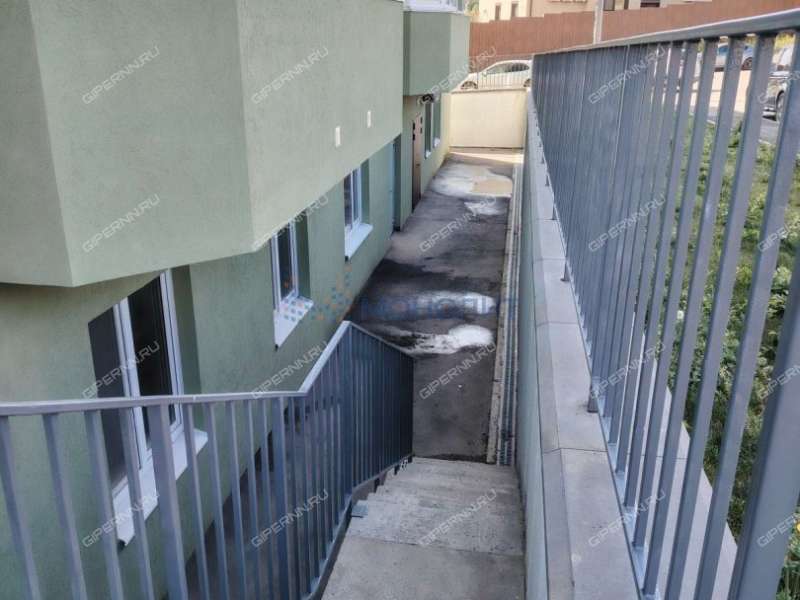 помещение под офис, торговую площадь на Академической улице деревня Афонино