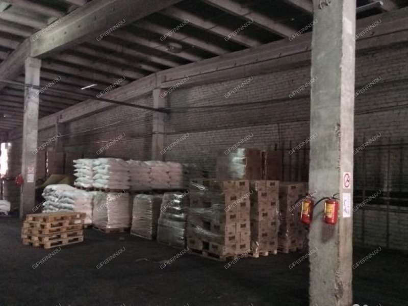 помещение под склад на Кузбасская ул, д.15А