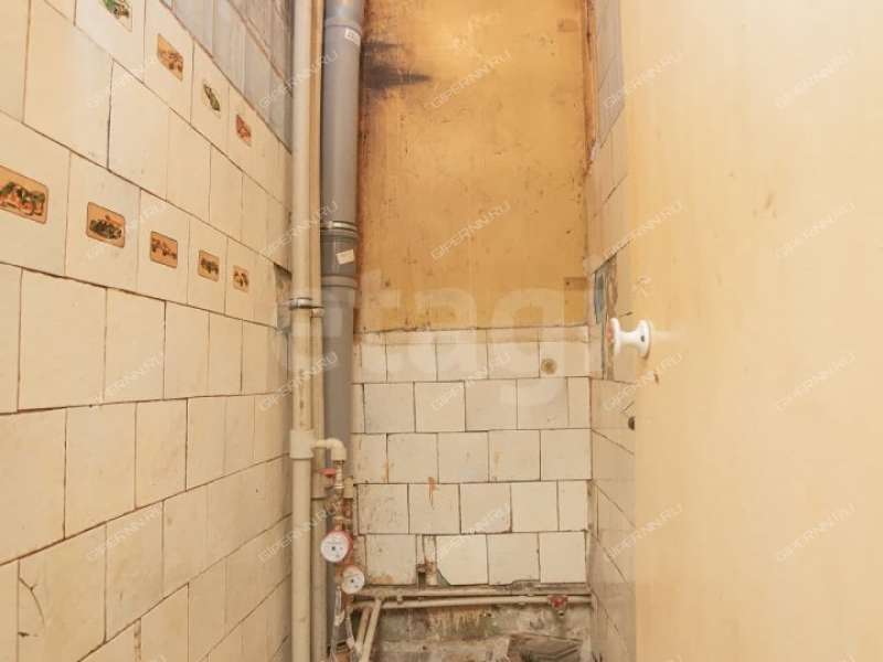 трёхкомнатная квартира на улице Маршала Голованова дом 33