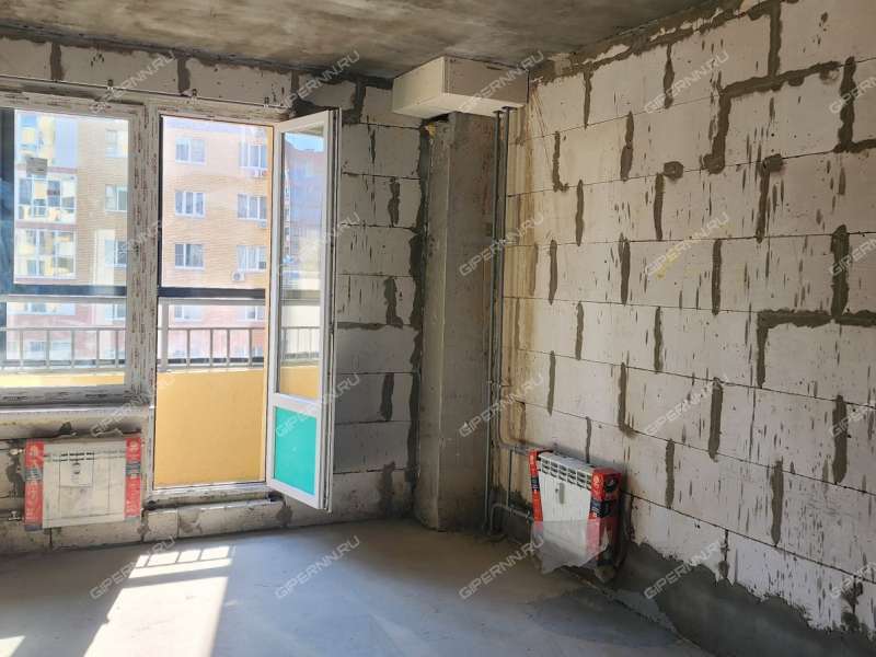 четырёхкомнатная квартира на Полтавской улице дом 15