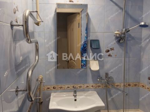 1-komnatnaya-ul-raduzhnaya-d-14 фото