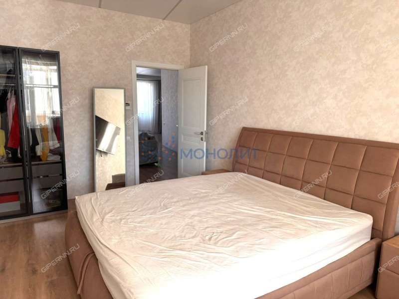 трёхкомнатная квартира на улице Коминтерна дом 127