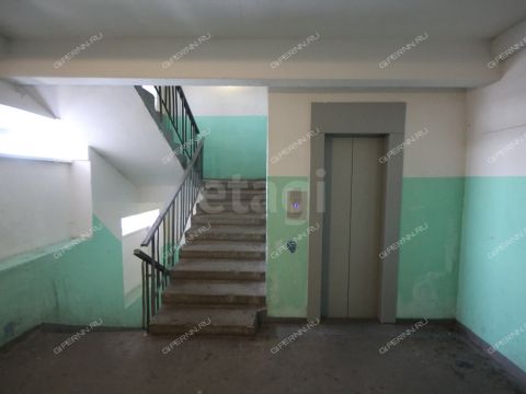 2-komnatnaya-ul-polevaya-d-10 фото