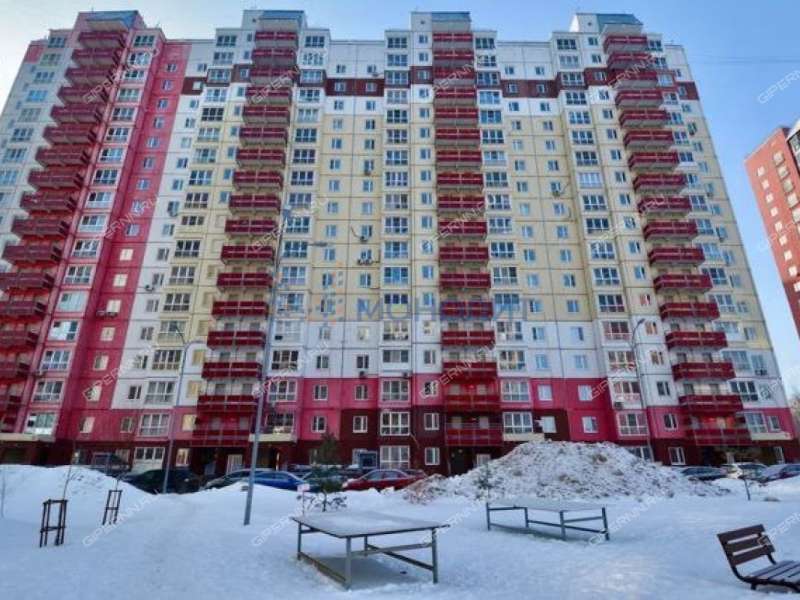 двухкомнатная квартира на бульваре 60-летия Октября дом 5а