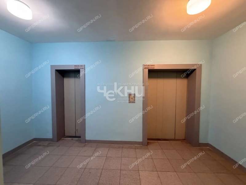 двухкомнатная квартира на улице Германа Лопатина дом 12 к1