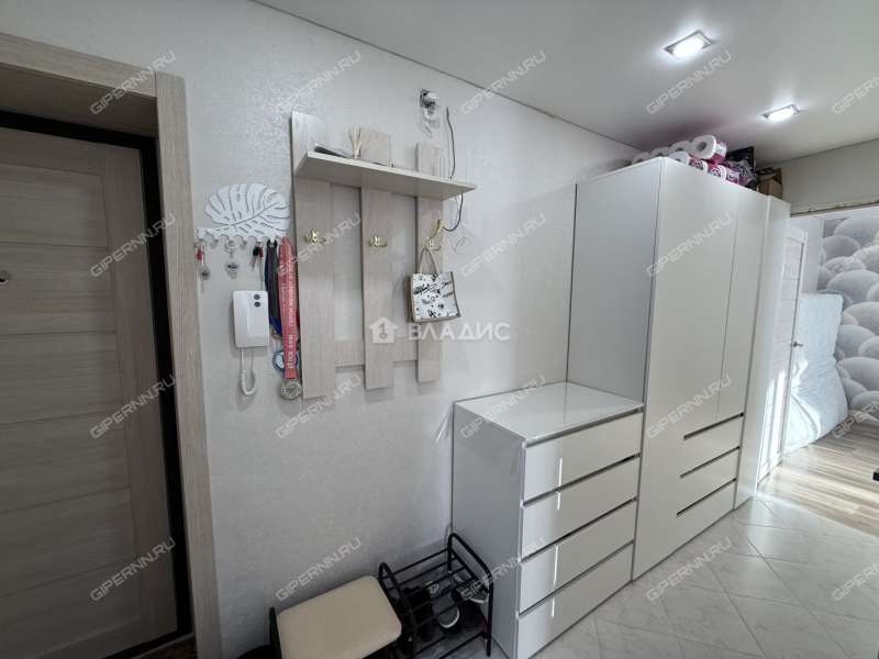 двухкомнатная квартира на проспекте Циолковского дом 79 город Дзержинск