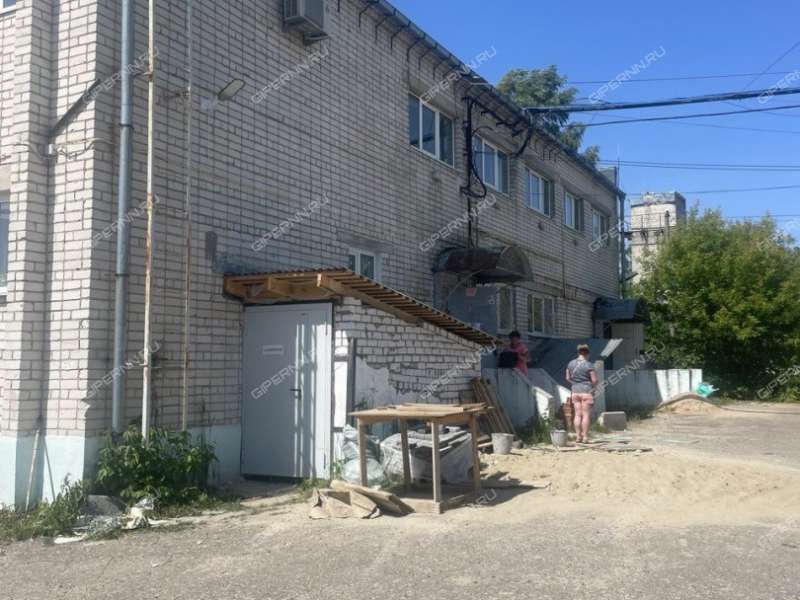 помещение под помещение свободного назначения, торговую площадь на Садовой улице село Работки