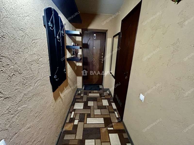 трёхкомнатная квартира на улице Металлистов дом 6