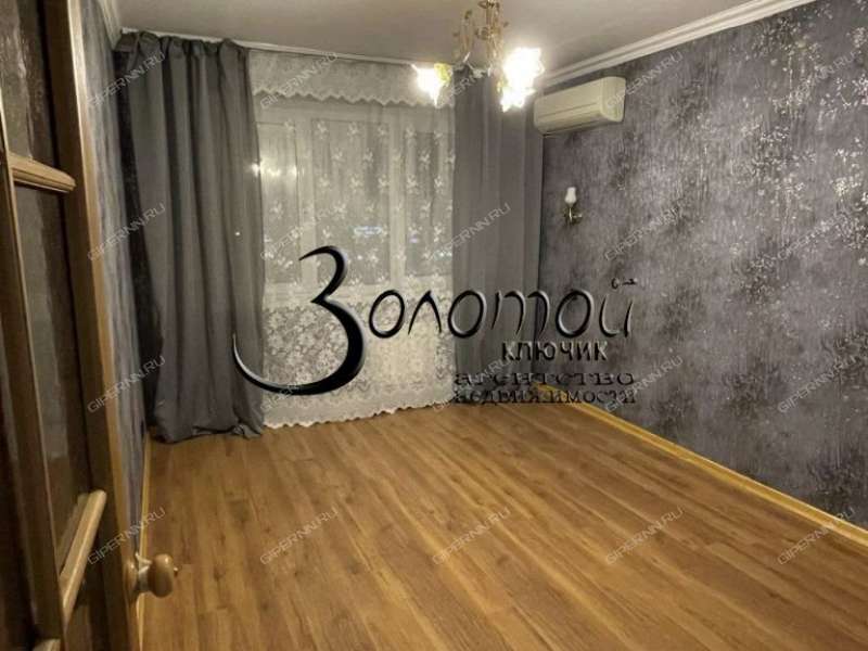 трёхкомнатная квартира на улице Сергея Акимова дом 23