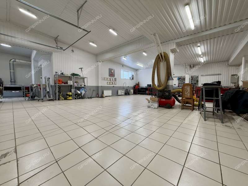 здание под торговую площадь, недвижимость под автобизнес на Магистральной улице деревня Афонино