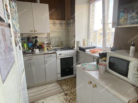 4-komnatnaya-ul-yubileynaya-d-34 фото