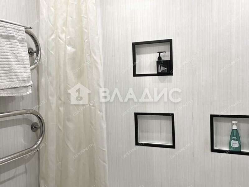 трёхкомнатная квартира на улице Сергея Акимова дом 25