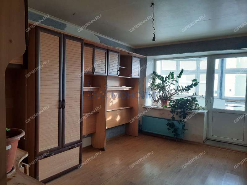 трёхкомнатная квартира на улице Мирошникова дом 2А