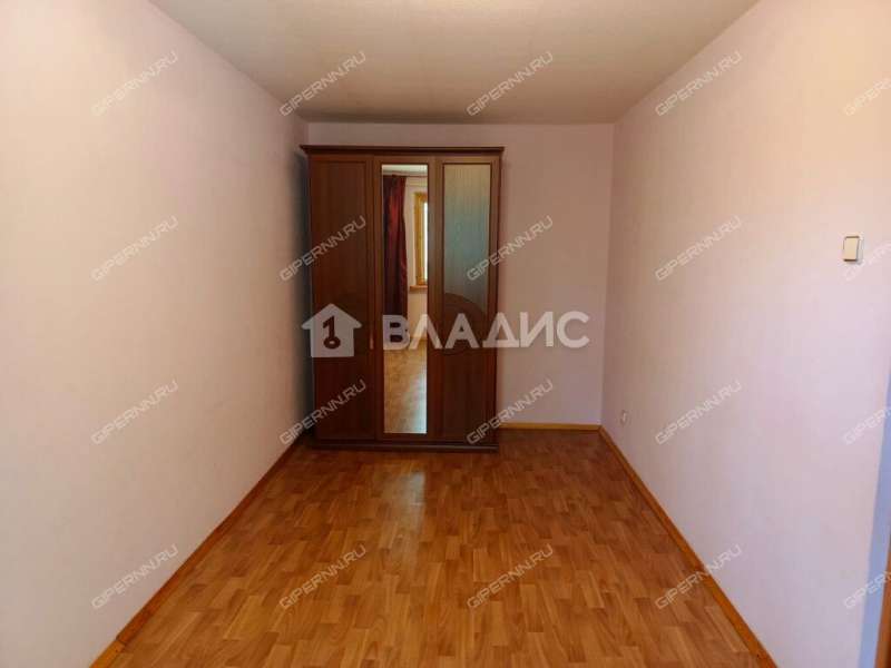 двухкомнатная квартира на улице Адмирала Васюнина дом 3