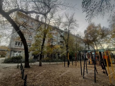 3-komnatnaya-ul-chkalova-d-9a фото