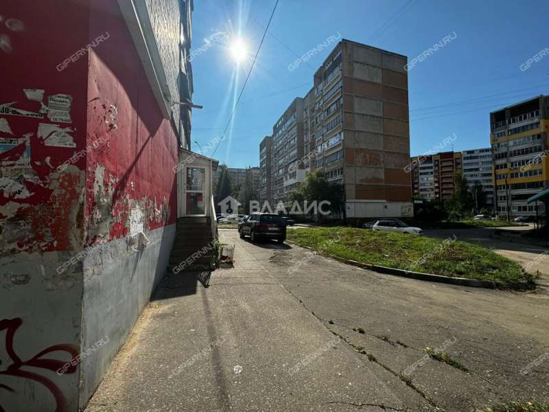 помещение под торговую площадь на улице Зайцева